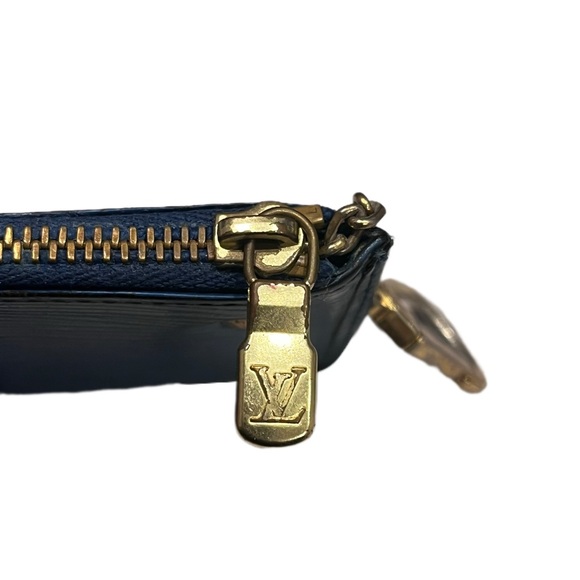 LOUIS VUITTON • Blue Epi Pochette Key Cles / Coin Pouch - Picture 8 of 15